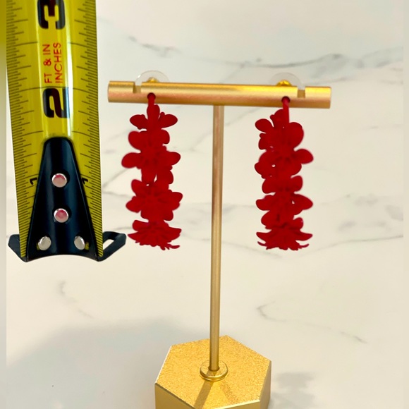 Fun & Sassy Large Red Flower 🌺 Hoop Earrings - Picture 9 of 12